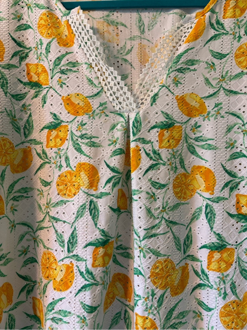 Short Sleeve V-Neck T-Shirt | Lemon 🍋 Vibes | Size XL